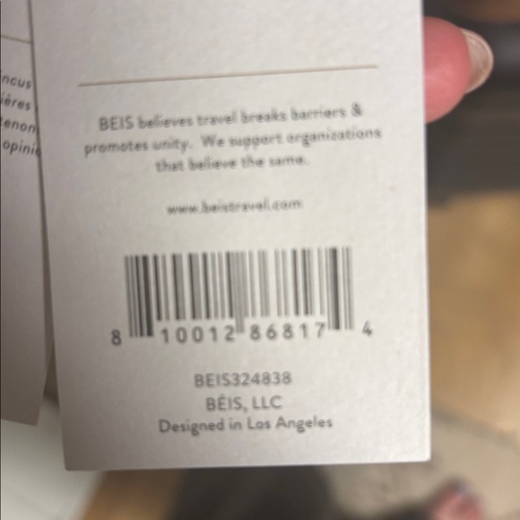 BEIS Crescent Weekender - NWT - Maple - Picture 7 of 7